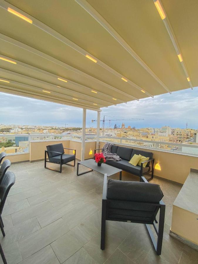 Apartamento The Blue Mill Penthouse With Beautiful Views Naxxar Exterior foto